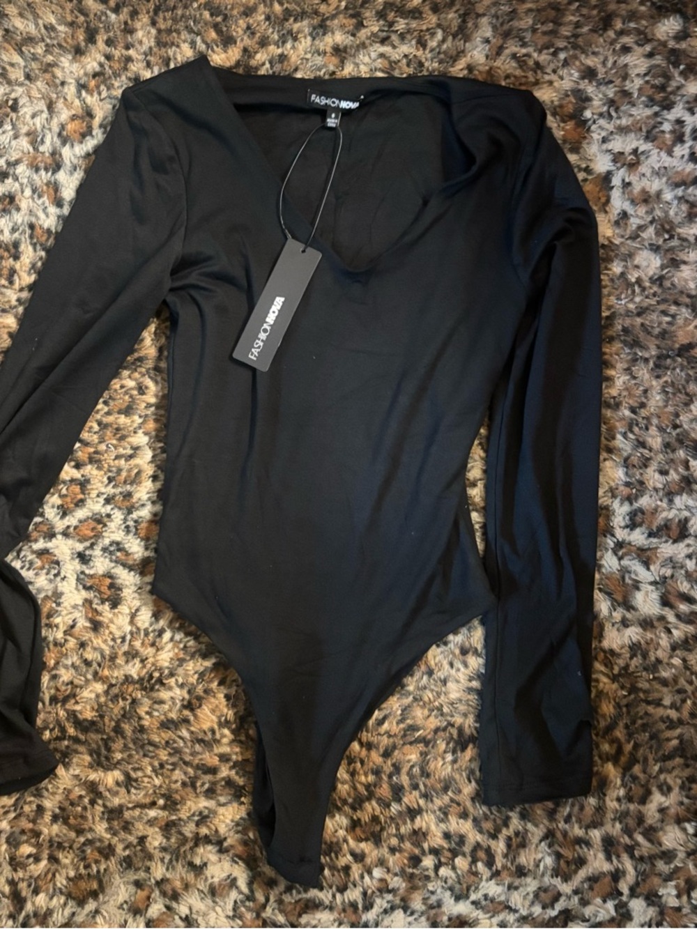 Fashion Nova Black V-Neck Long Sleeve Bodysuit